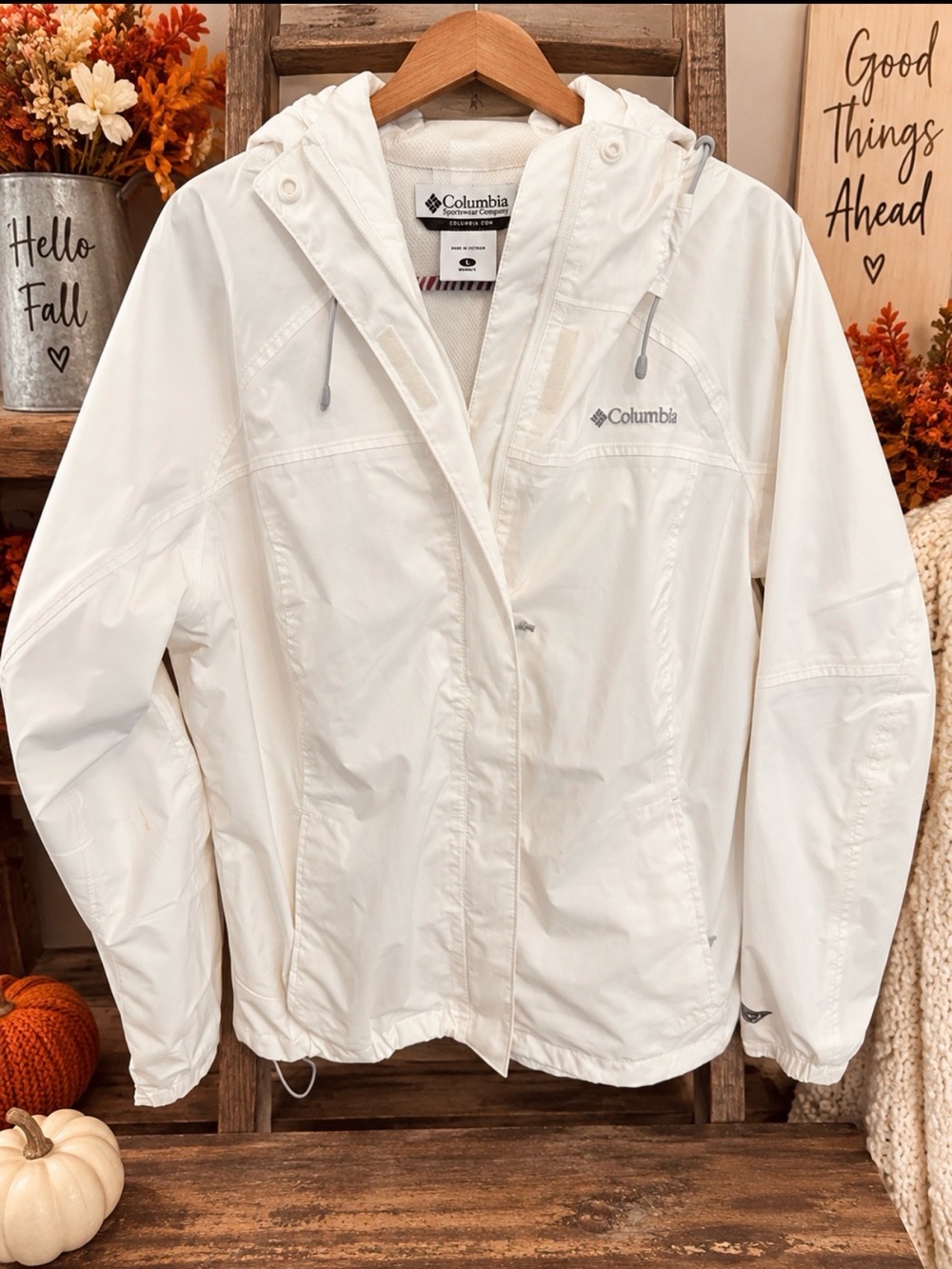 Columbia Women's White Hooded Jacket